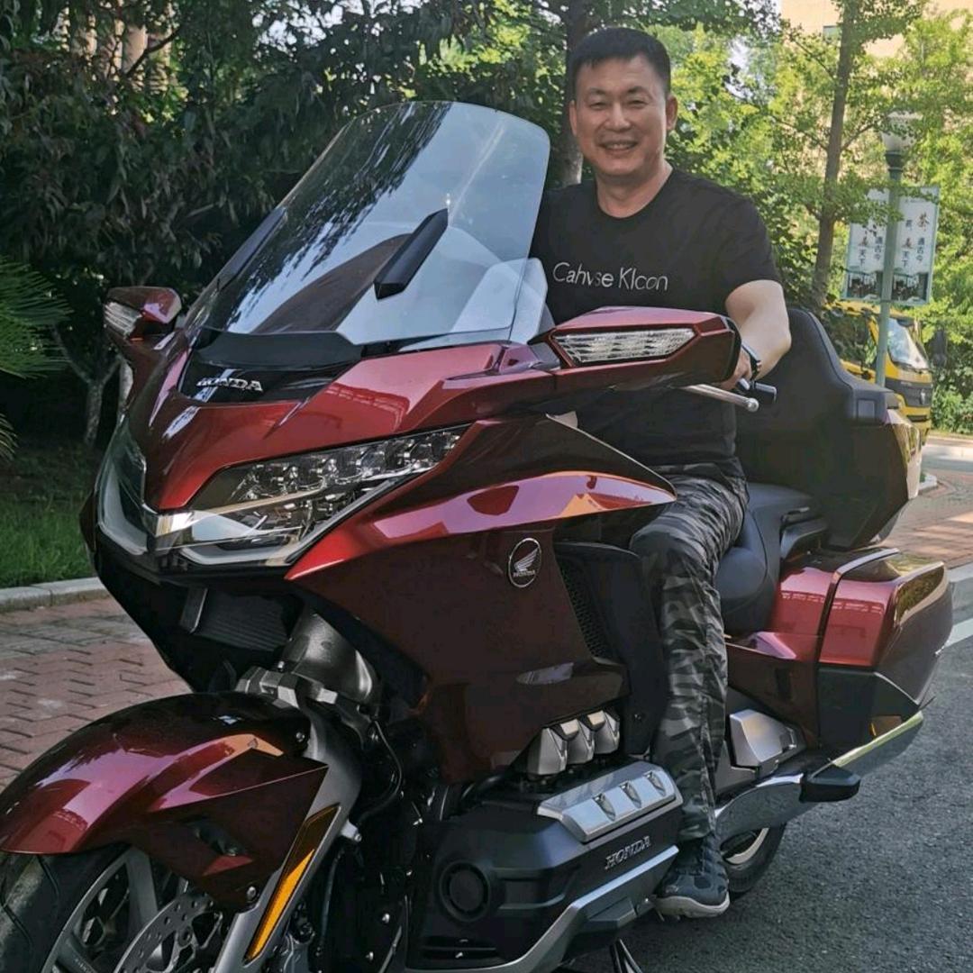 梁力