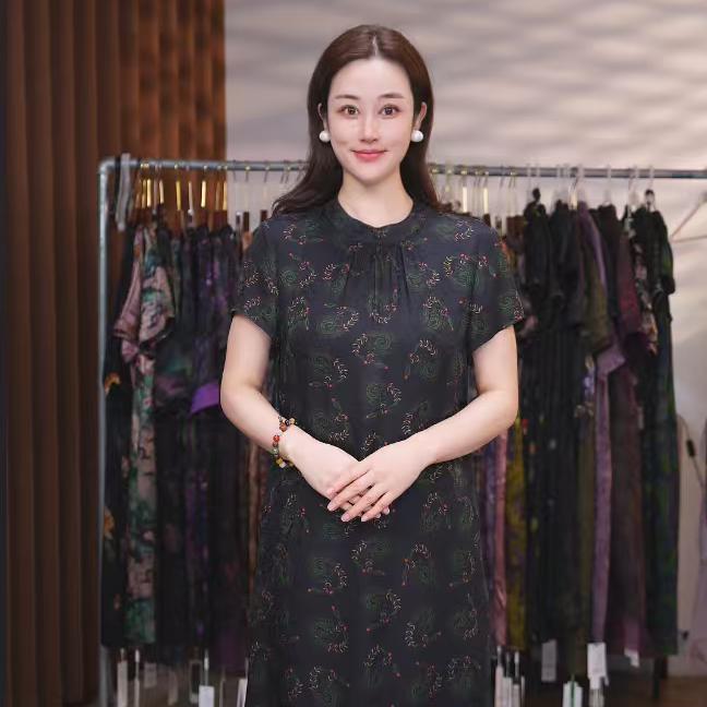 锦绣阁真丝香云纱