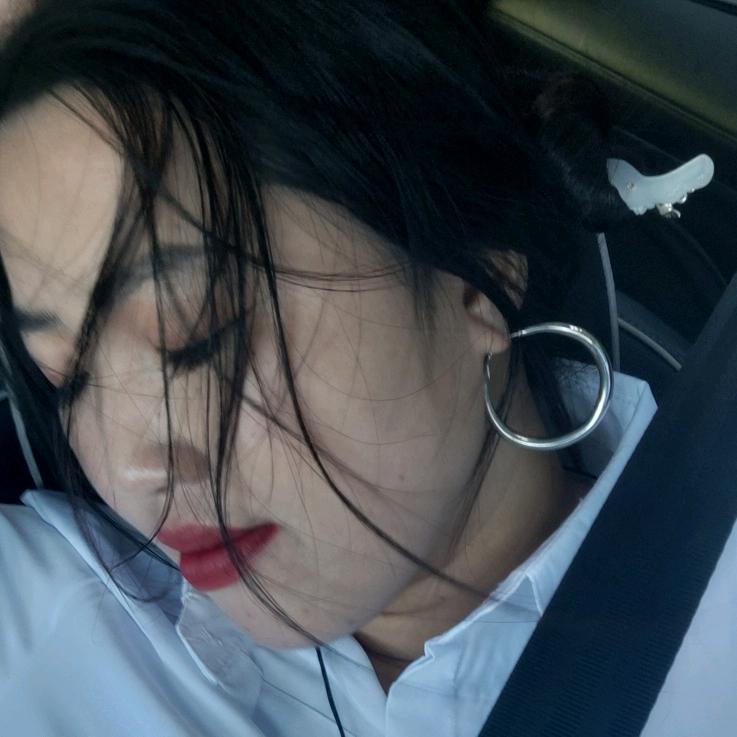 莫愁（连赞拉黑）