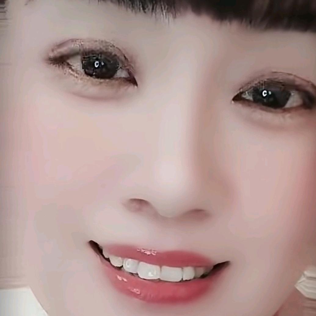 不许哭丫头