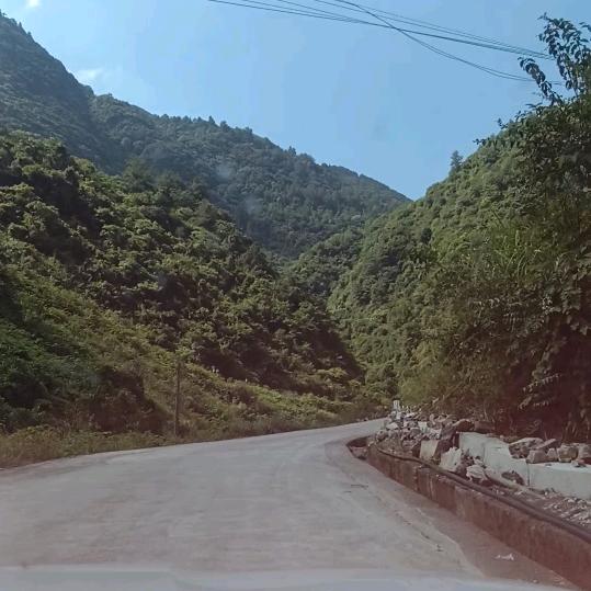 笑着退场😃😃😃😃😃