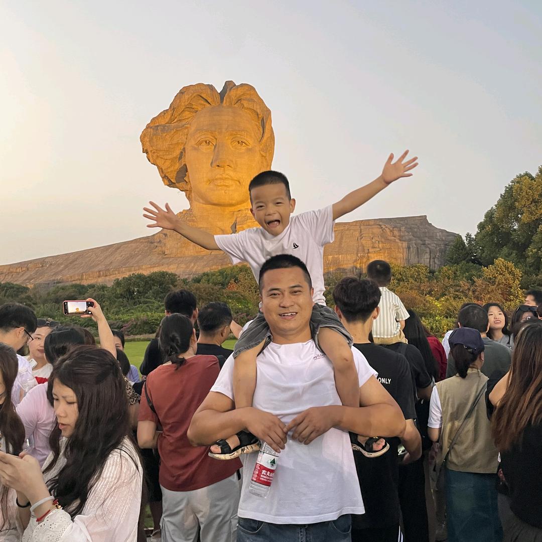 周振华