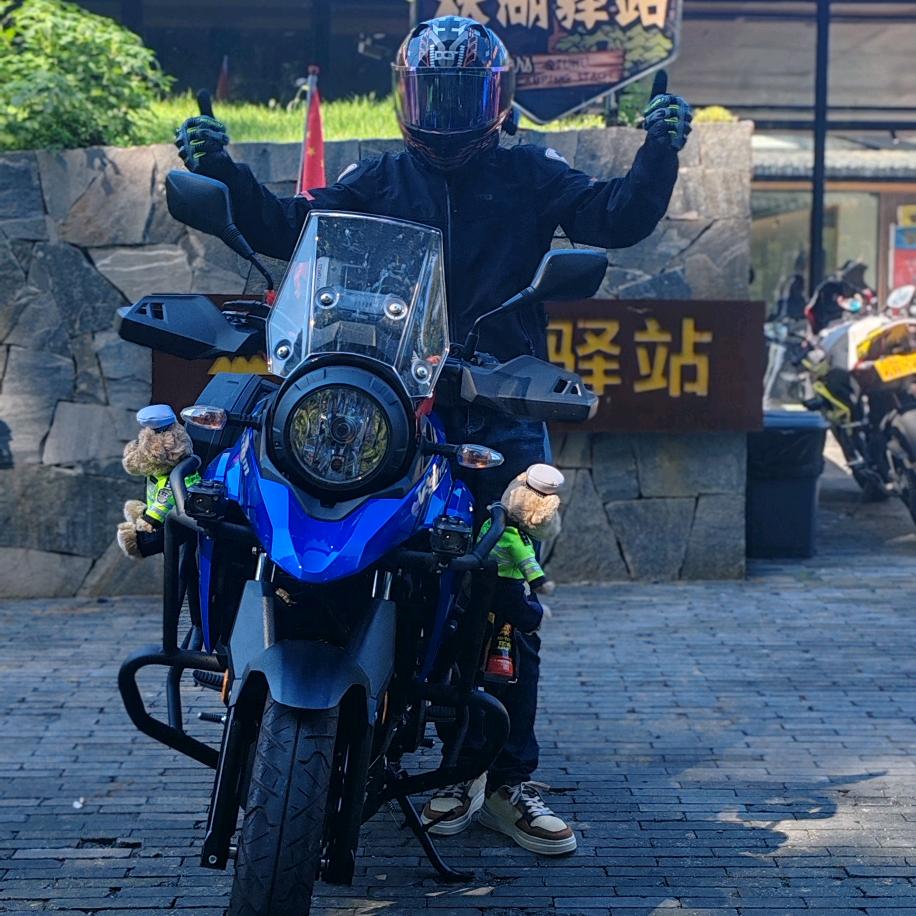 小骆骑行🏍