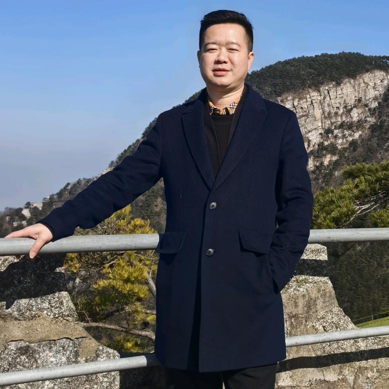 智慧路灯厂家（国奇照明）