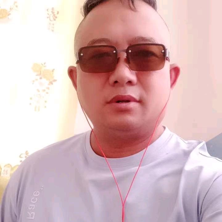 云南六哥，单亲