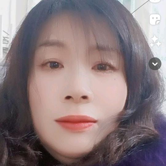 枫叶下的微笑