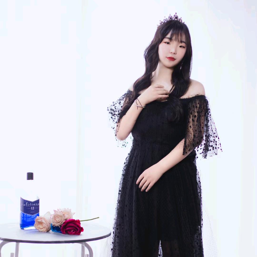 素颜的小宝贝儿