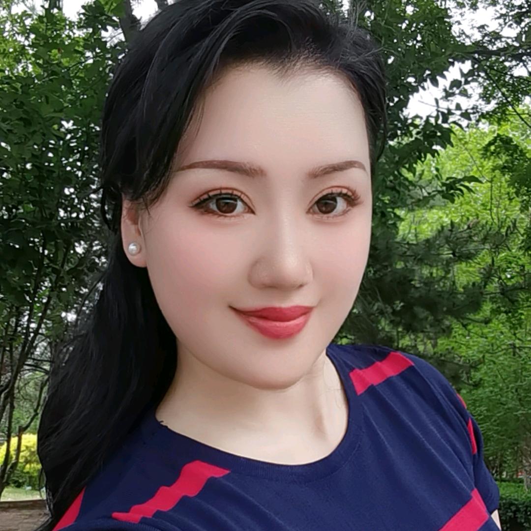 媛  儿