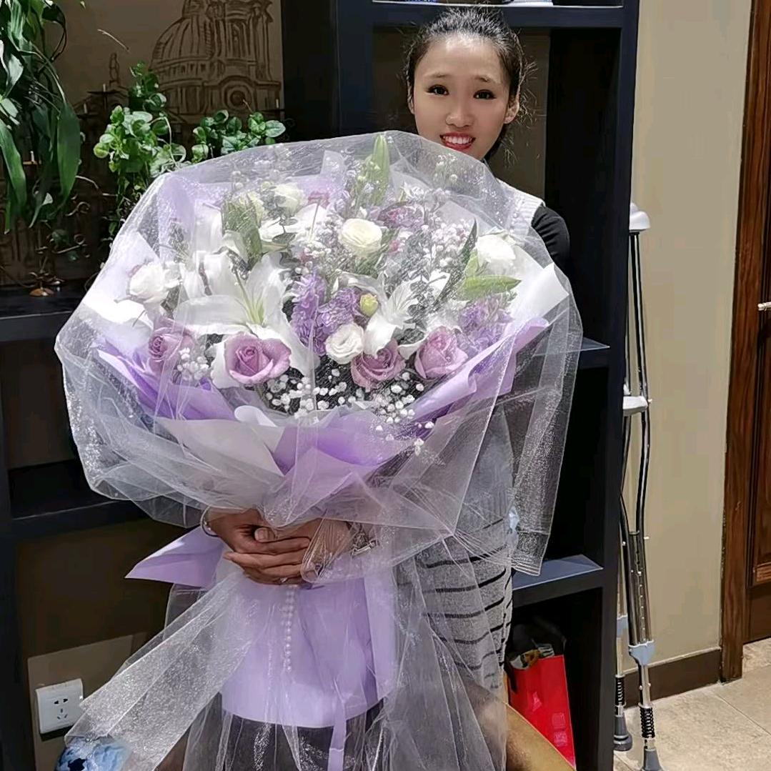 思思
