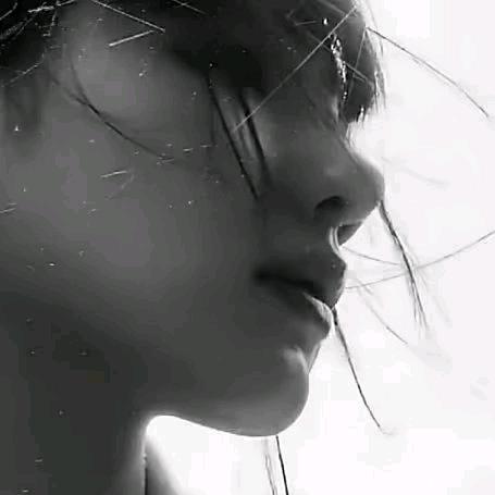 國童.
