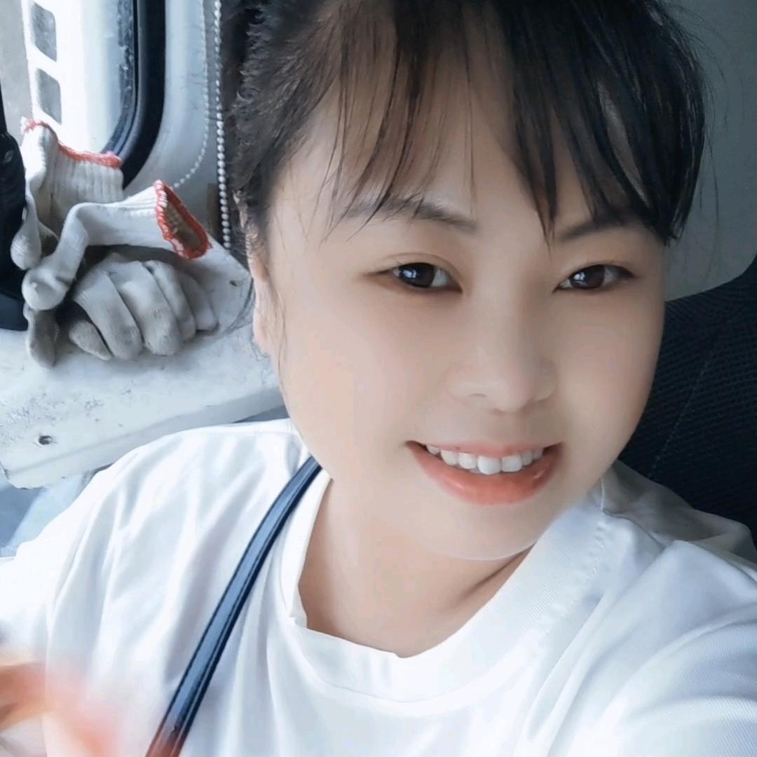 塔吊女司机❤️胖姐姐