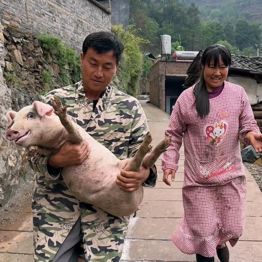梅艳与明超【记录生活】