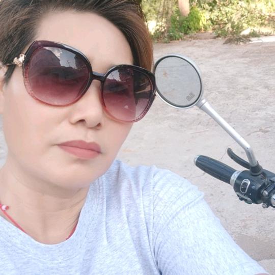 杰妹，不定时开播