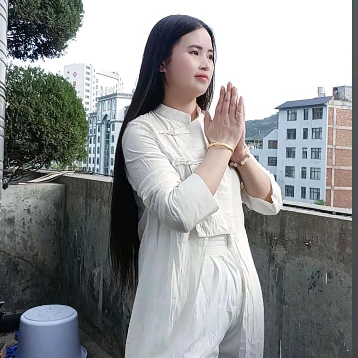倩倩
