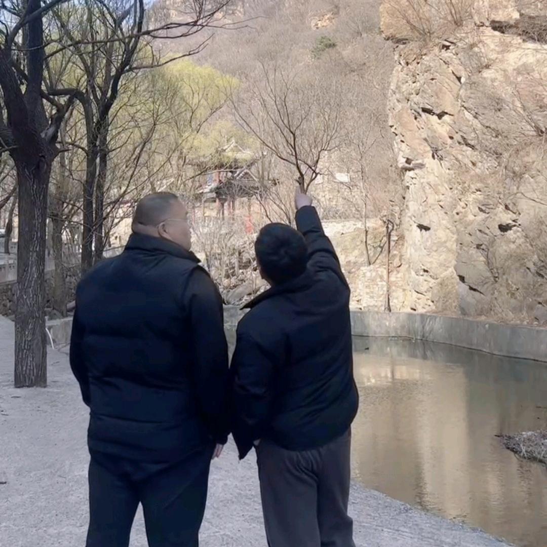 韩跑跑甄选(大码男装)