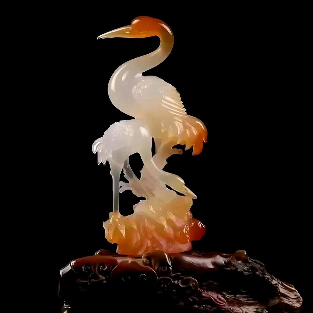 华迎珠宝玉石