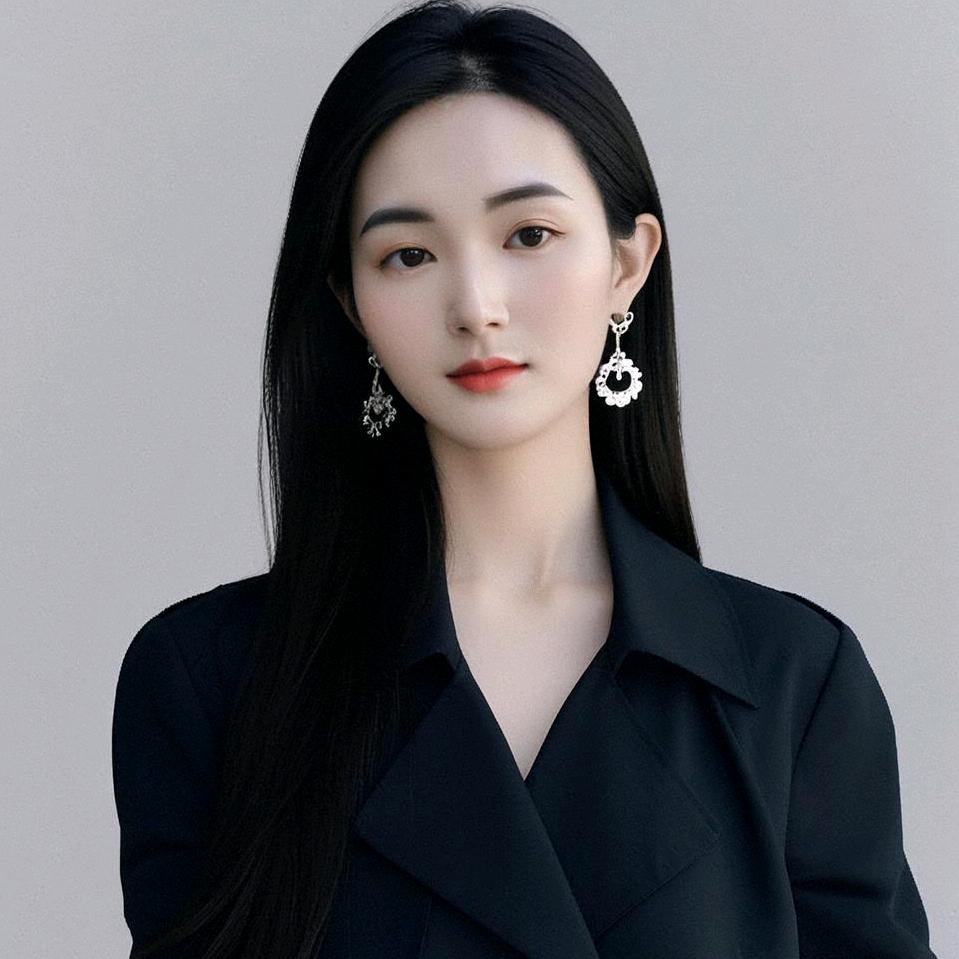 永胜芳华苑售楼部 小王