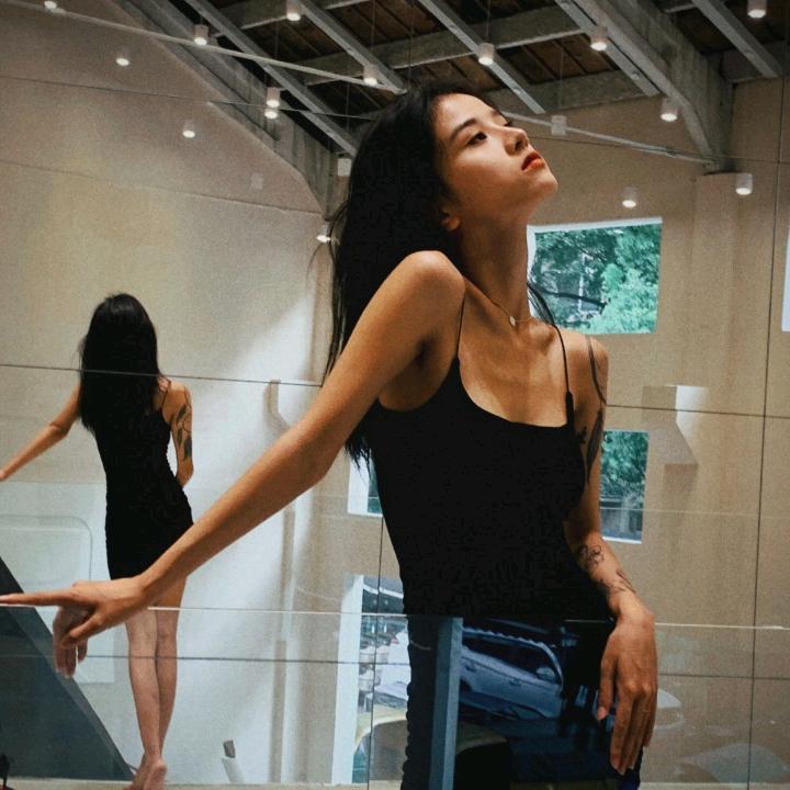 一一