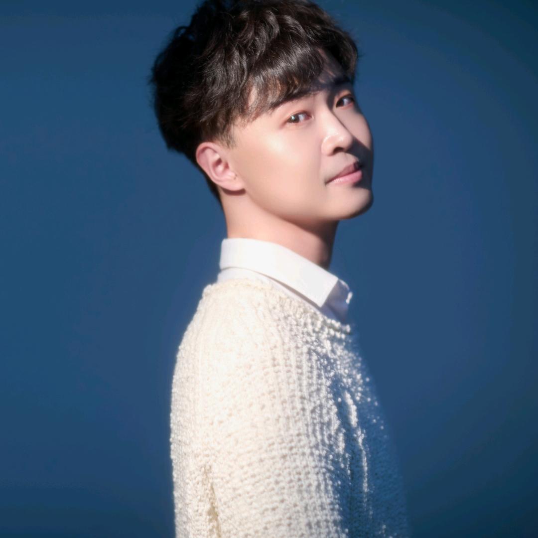李肤君