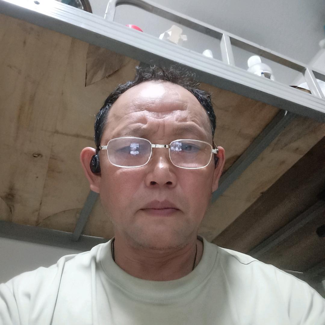 聂燕树重庆市开县我是你们的开心果。