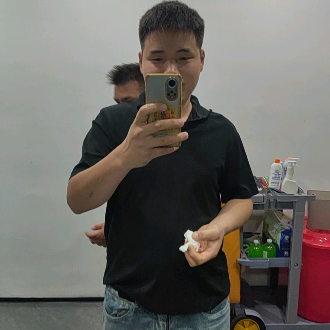 阜阳贴砖阿伟（临泉分伟）