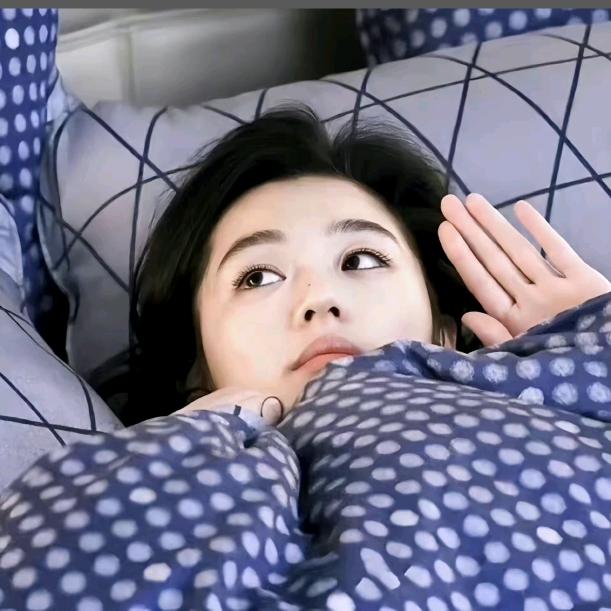 我姐又在刷抖音了