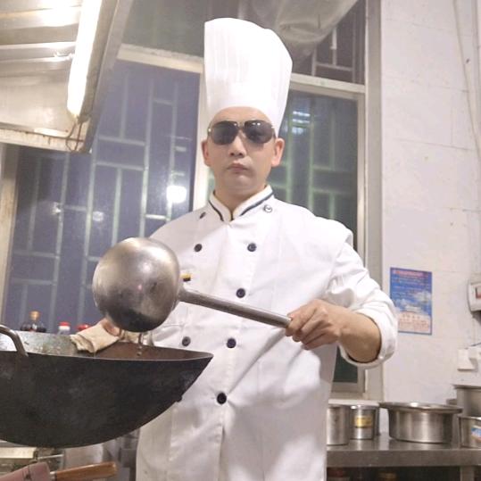 湘菜厨师标子哥