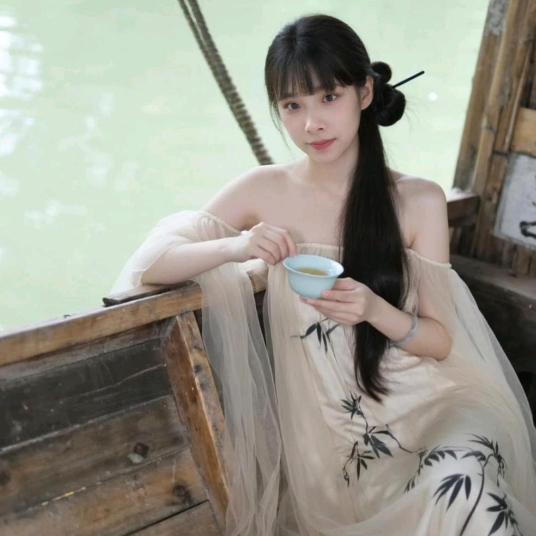 M.小梅同学呀🎀
