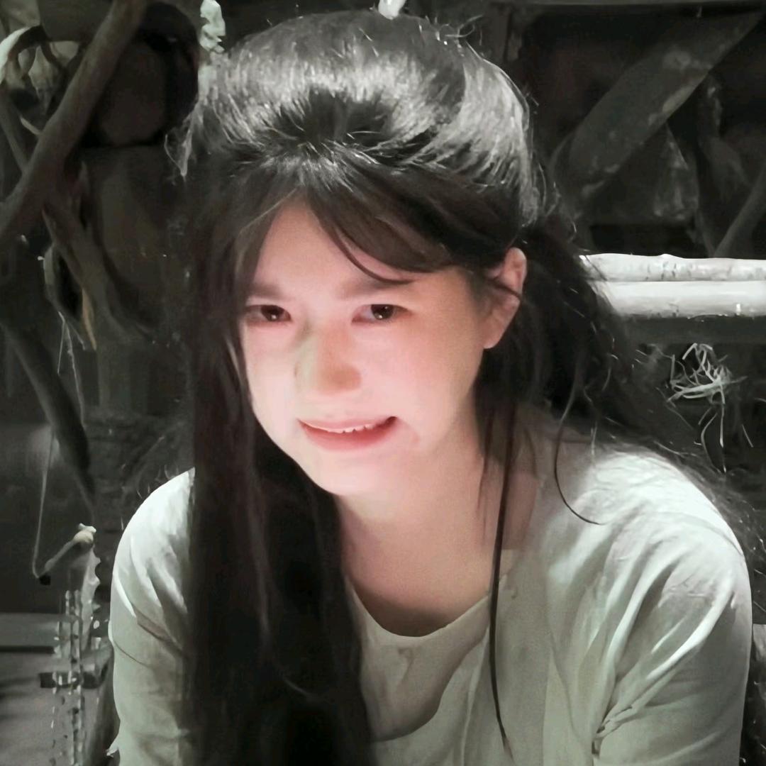 桑稚.