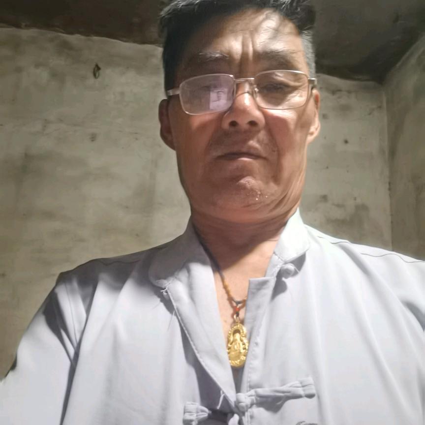 男女聊天直播间