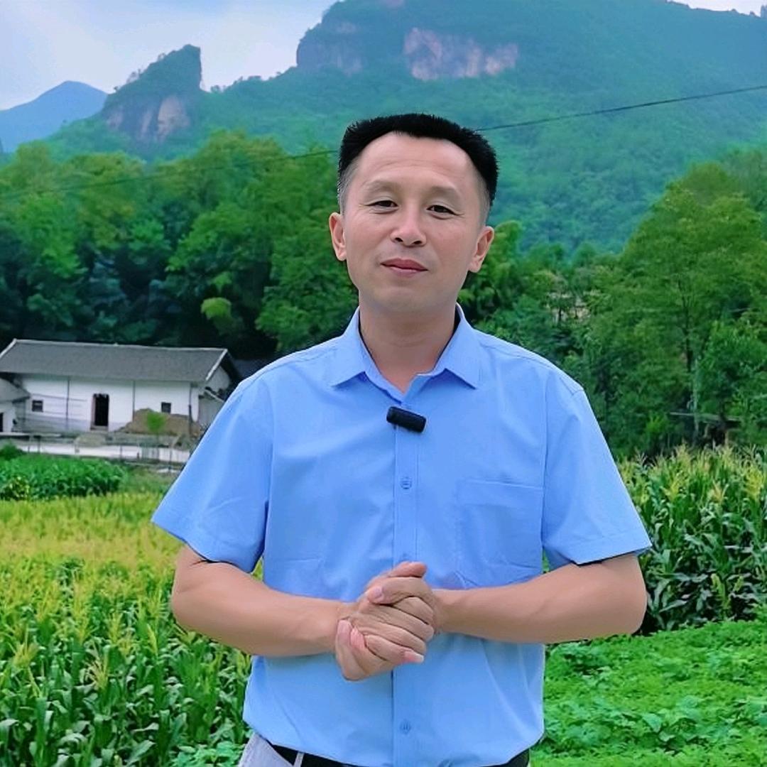 村书记－李光东（助力三农）
