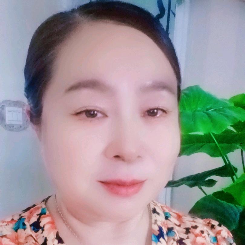 沈采奕奕