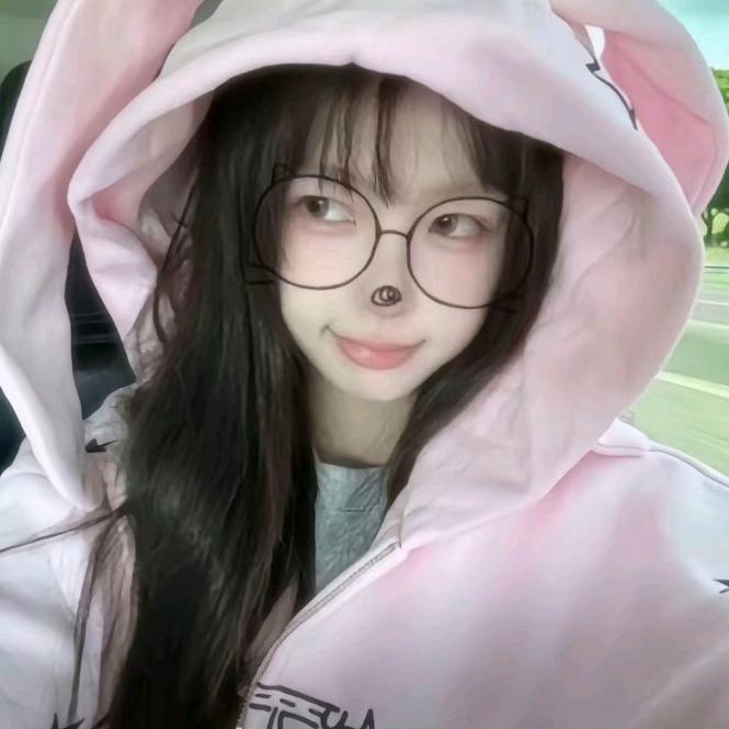 小怡.