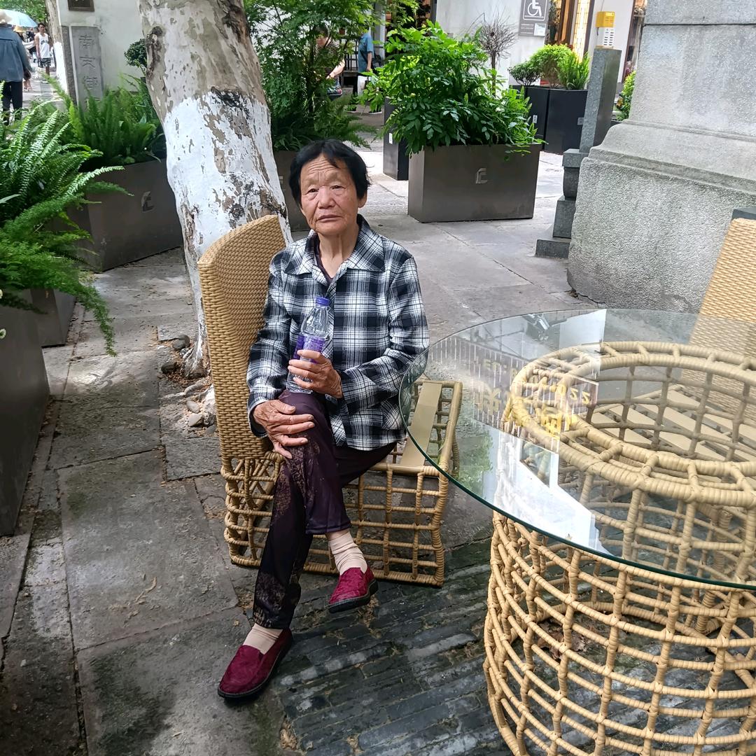 妈妈