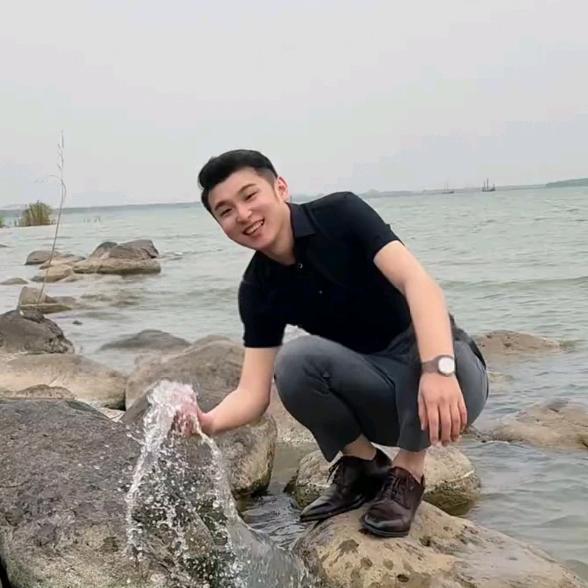 HS 群