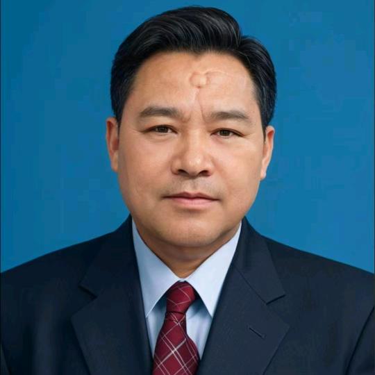 爱唱歌的70后村官