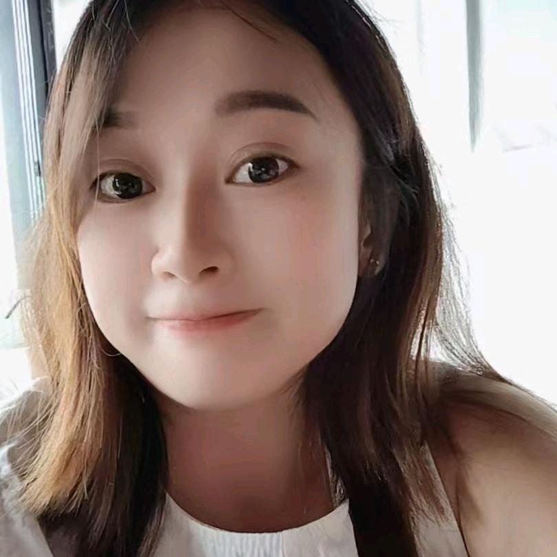 猪脚妹❤️周周