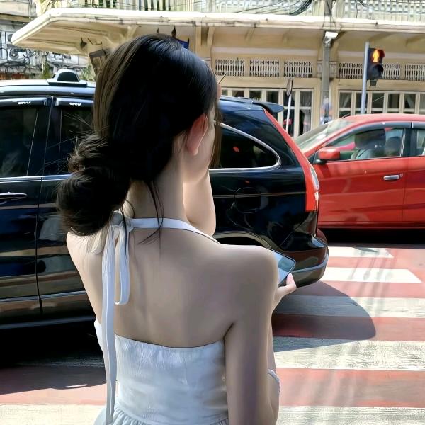蒲母英