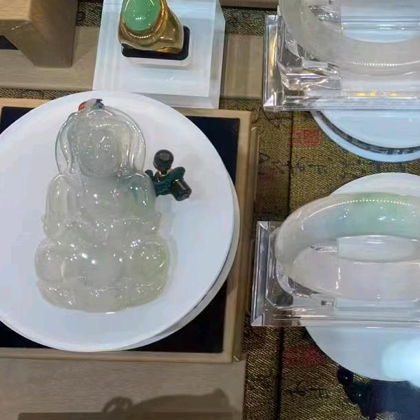 龍之道《巢煌玉》