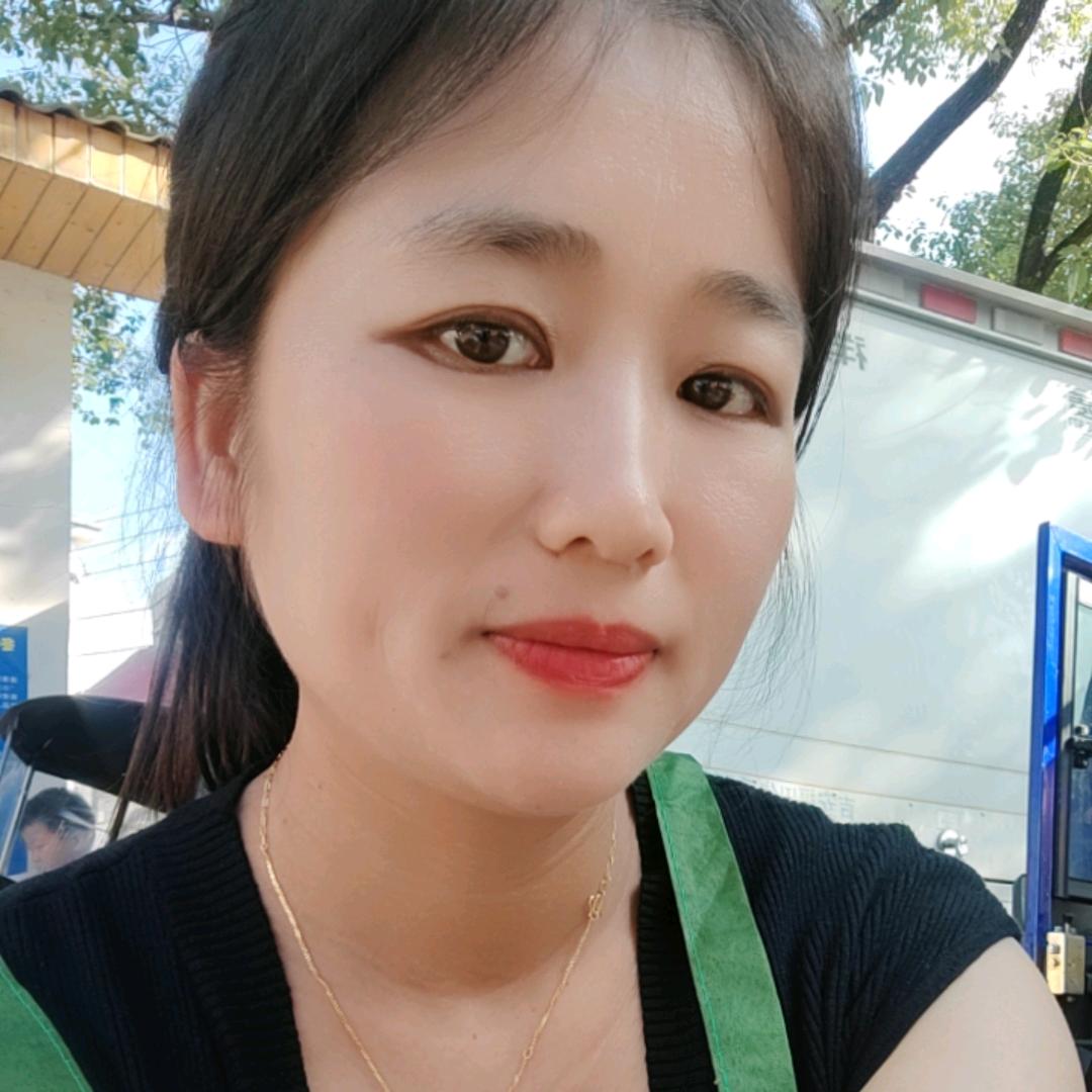 带草帽的公主（沙坪两山）