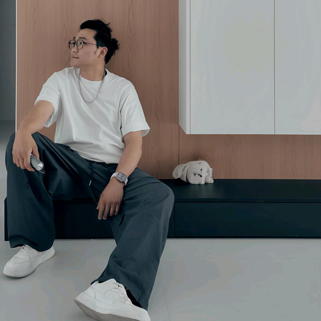 SHI JI 拾己