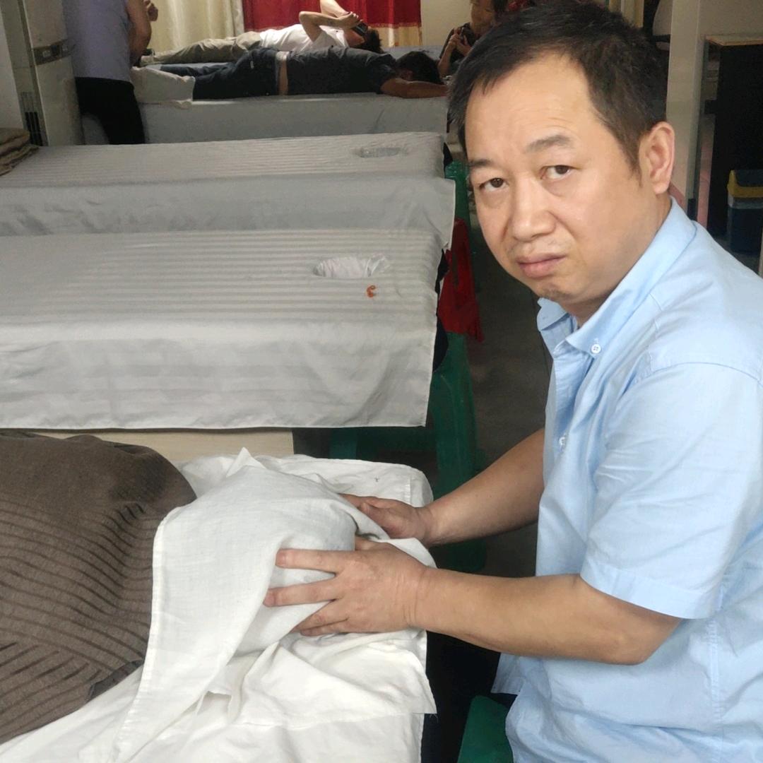 曹师老李按摩