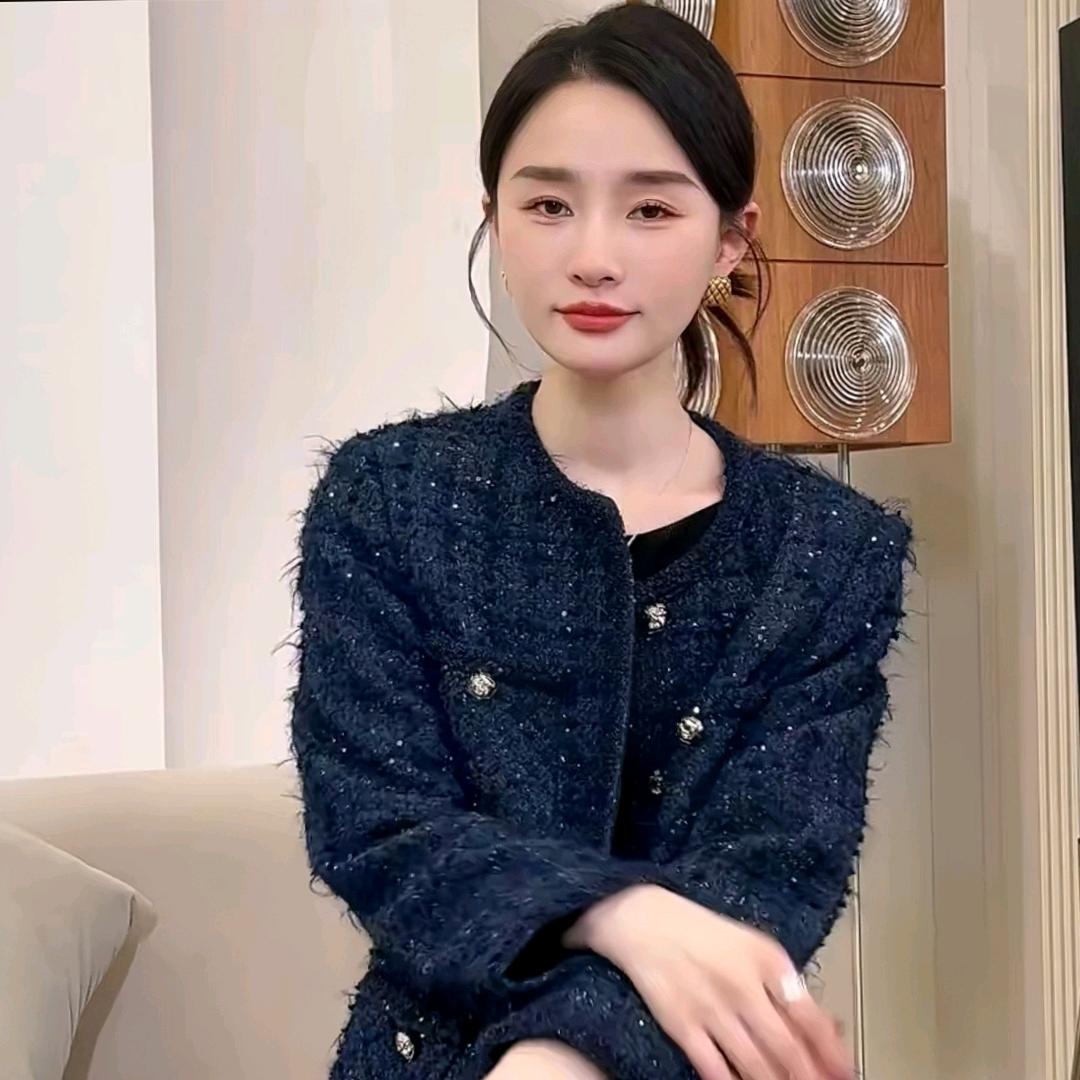 邱莹莹-穿搭优选