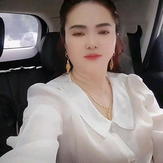 雅安美女