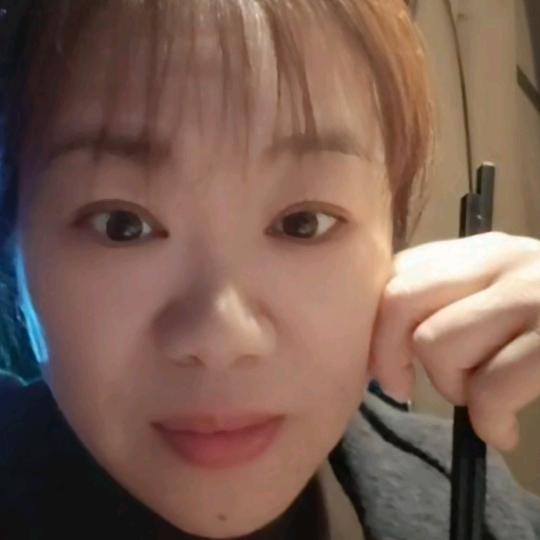 前途一片抽象💫