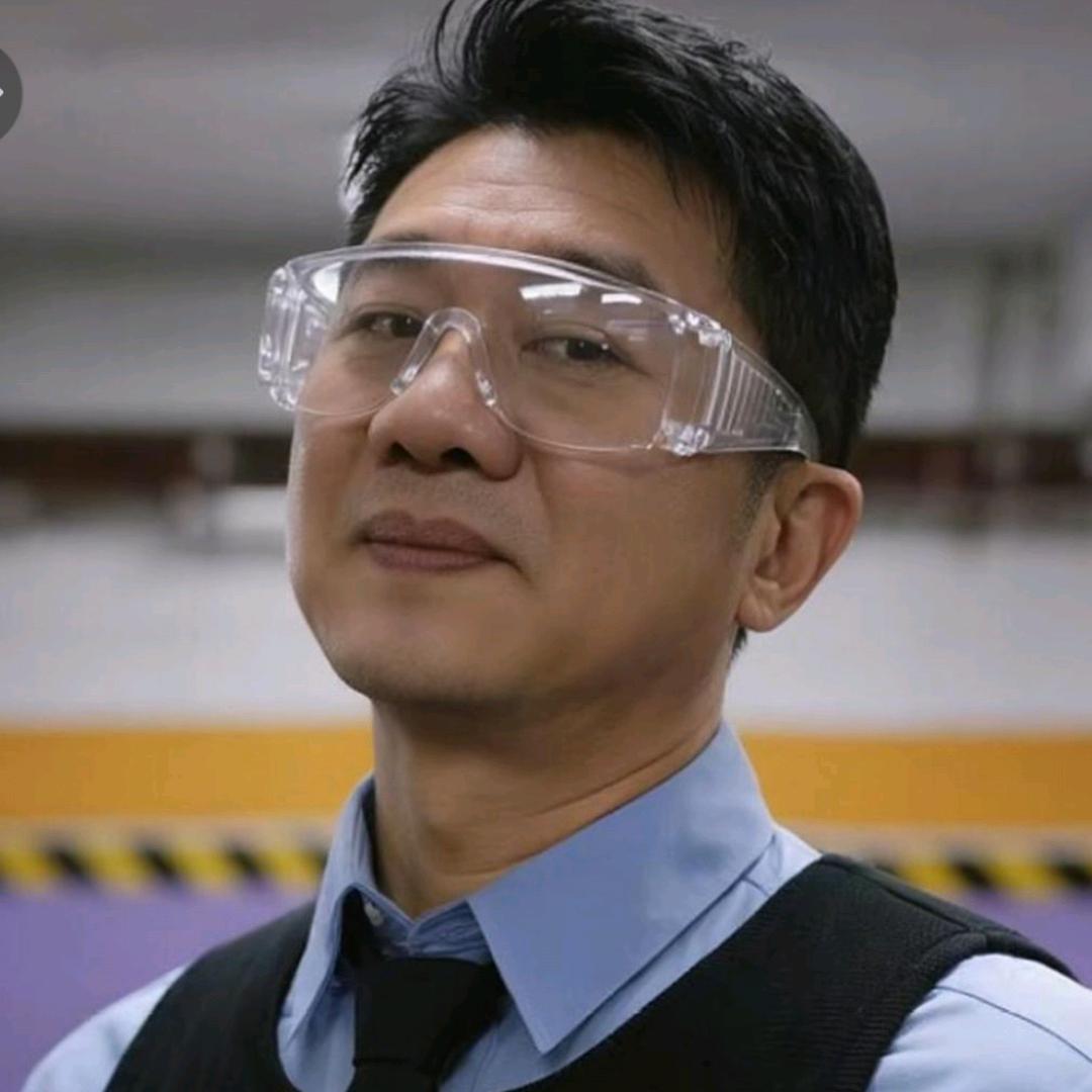 龙峰阁广告经营部