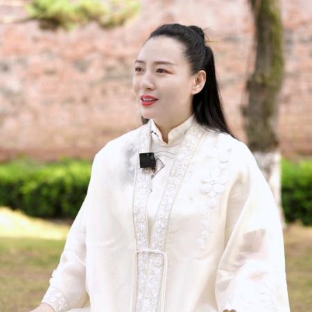 无极姑姑.