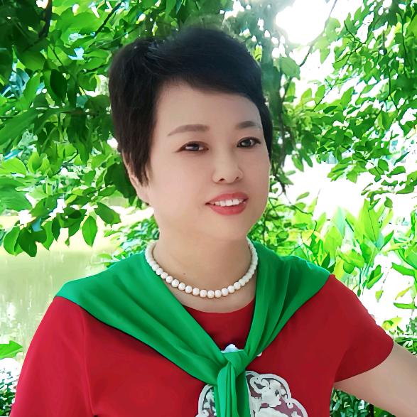 何姐