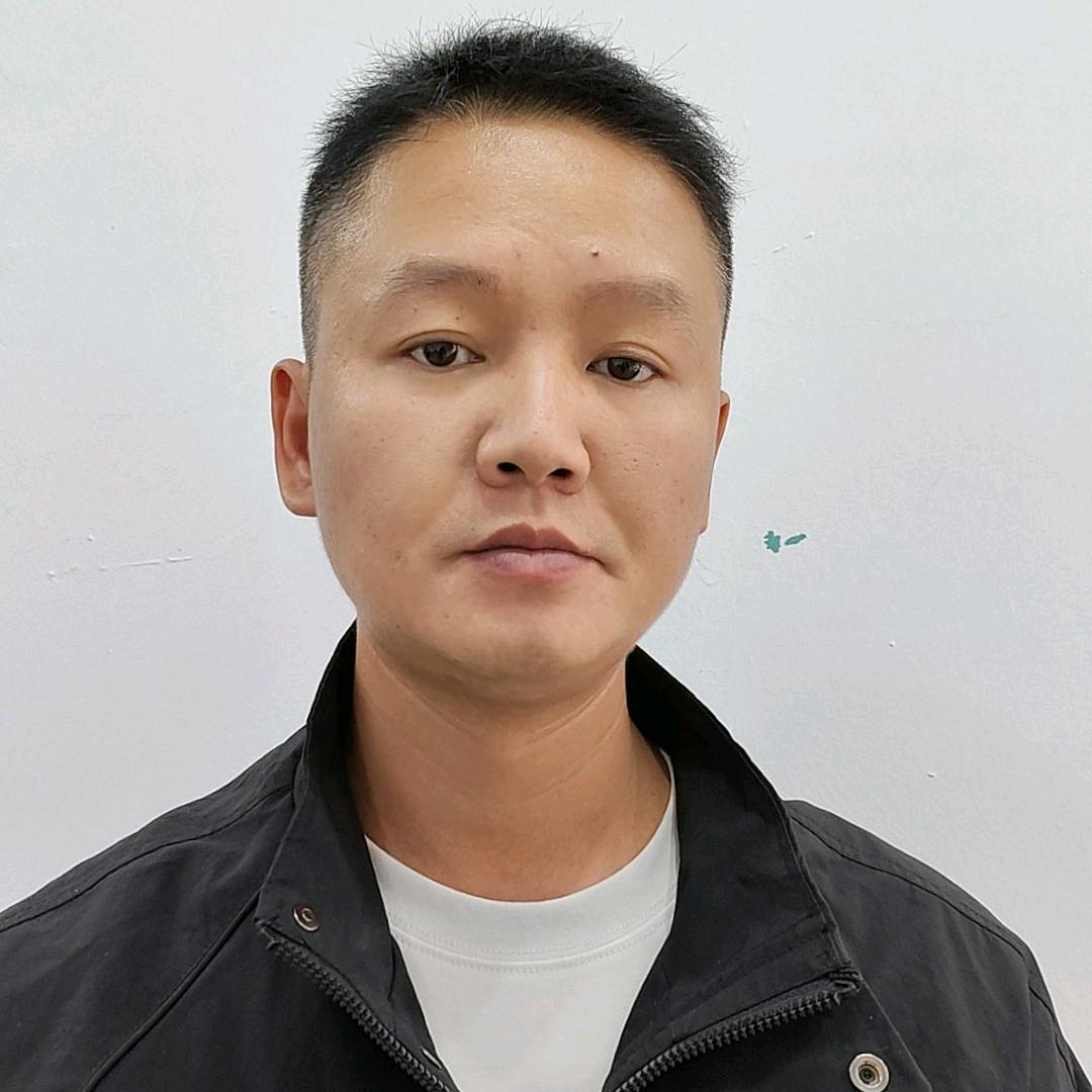 万盛何松
