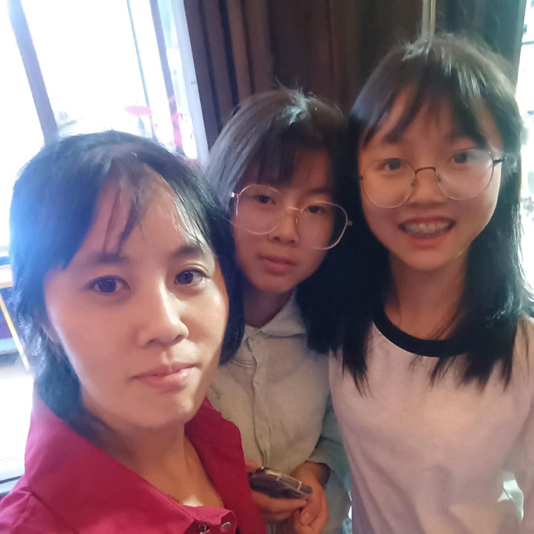 俺的四千金